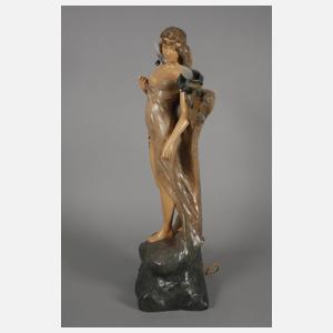 Salonlampe als Nymphe