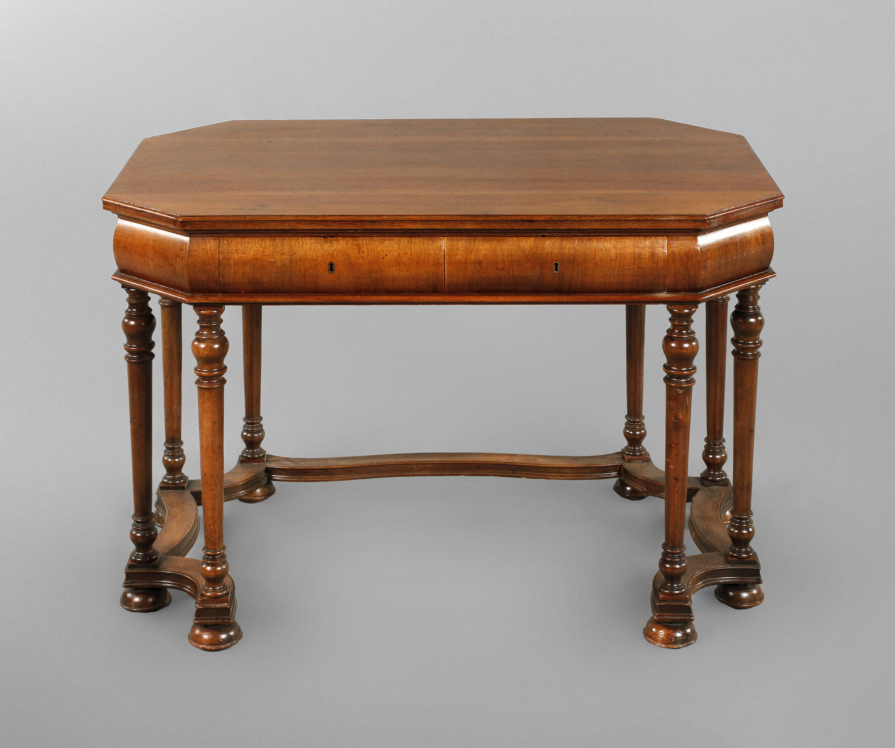 Kleiner Schreibtisch