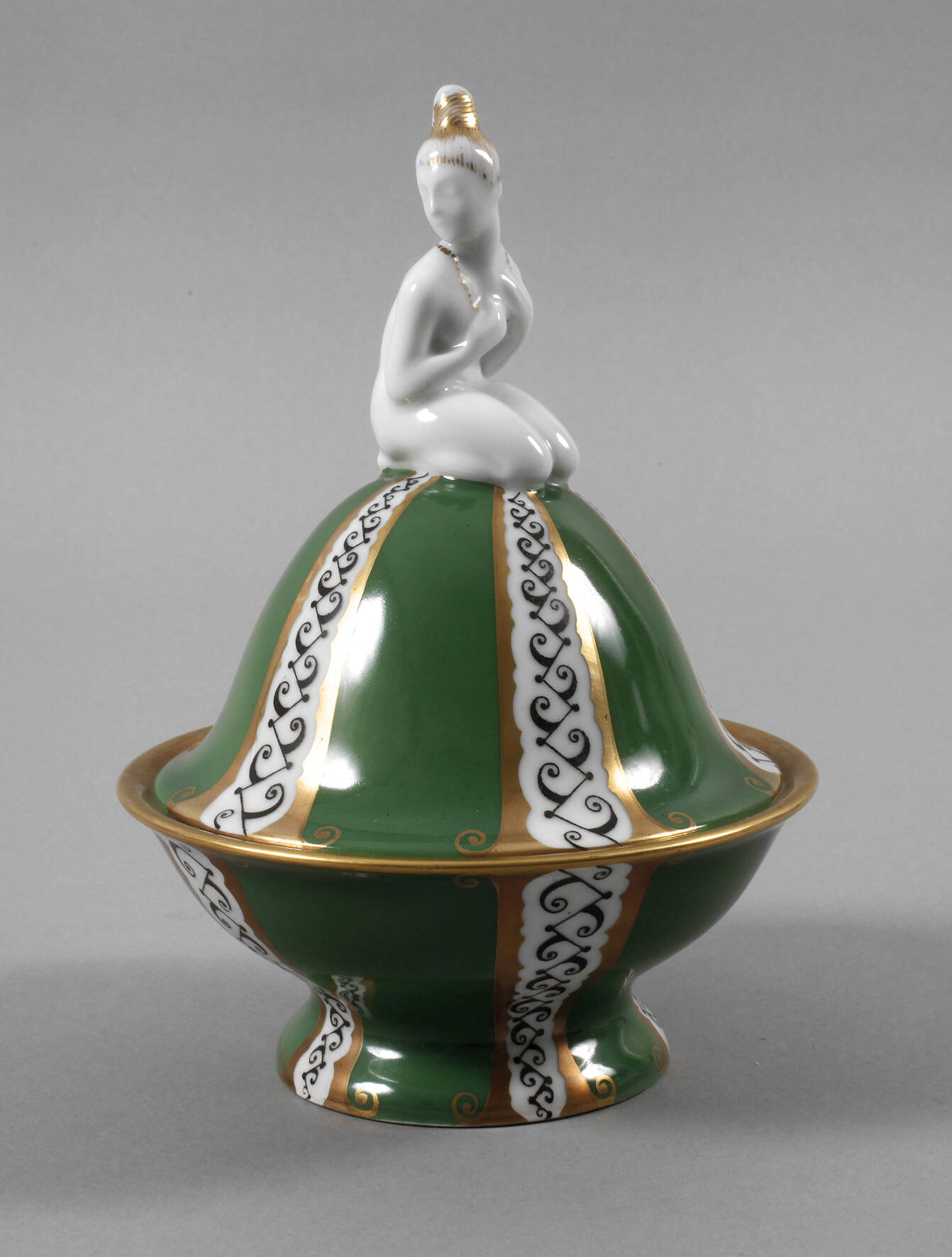 Schumann Arzberg figürliche Deckeldose