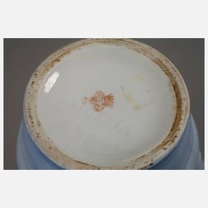 Könitz zwei Kakaokannen