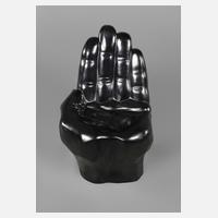 Stuhl als Hand111