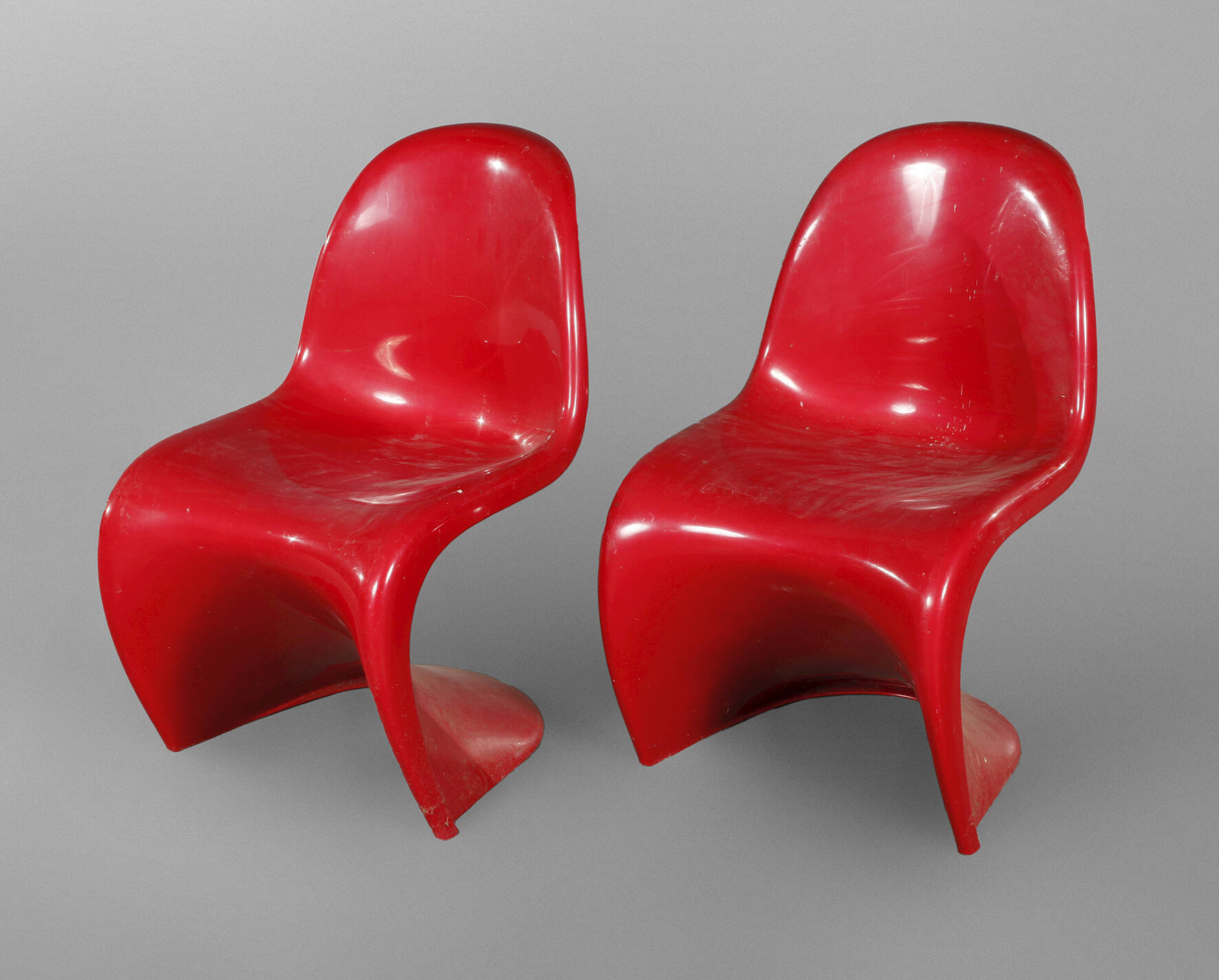 Verner Panton, zwei "Panton-Chairs"