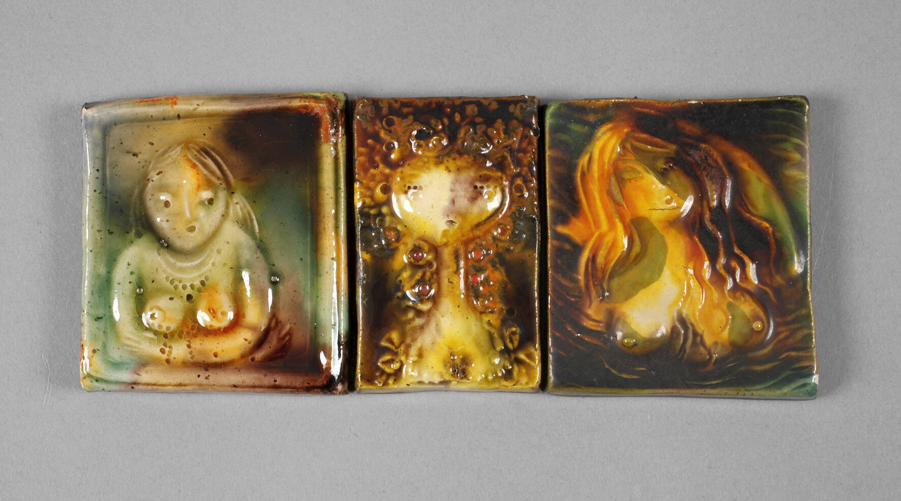 Heinz Werner drei kleine Reliefplatten Frauenmotive