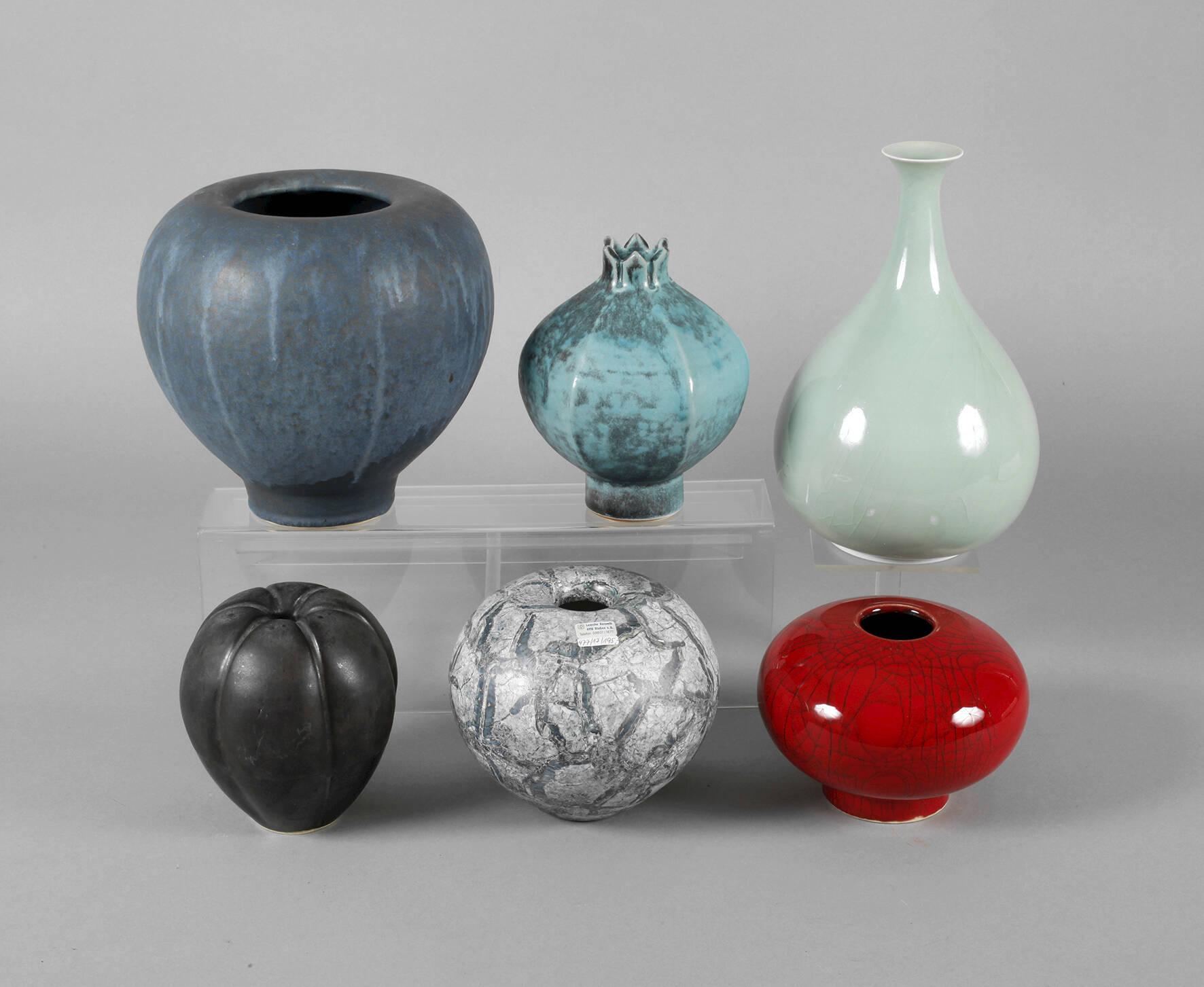 Sechs Vasen Ernst Loesche