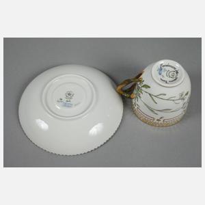 Kopenhagen Kaffeetasse mit Untertasse "Flora Danica"