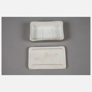 KPM Berlin Deckeldose mit Pferdemotiv