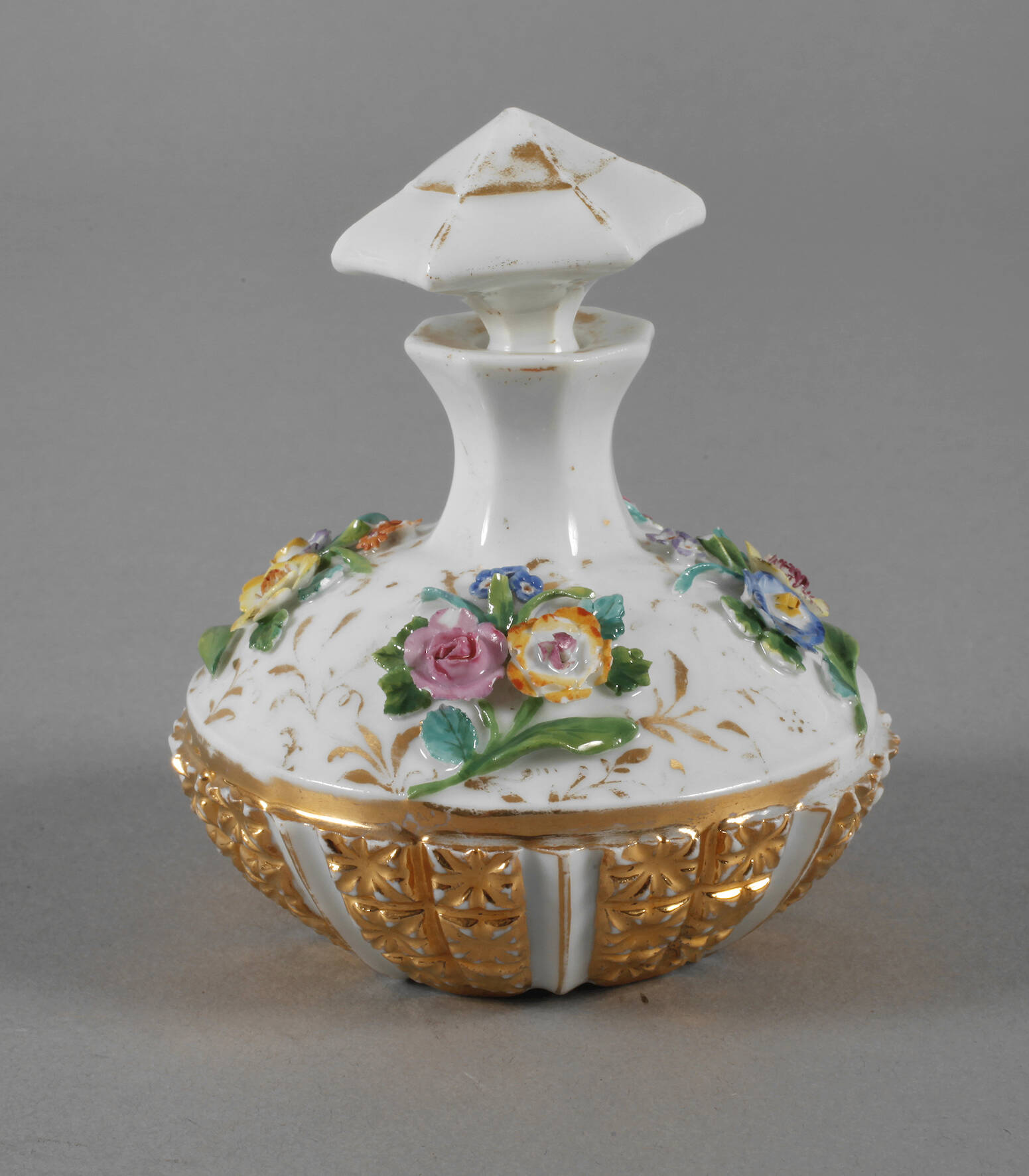 Meissen ungewöhnlicher Flakon "Pressglasoptik"