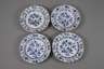 Meissen vier Speiseteller "Zwiebelmuster"