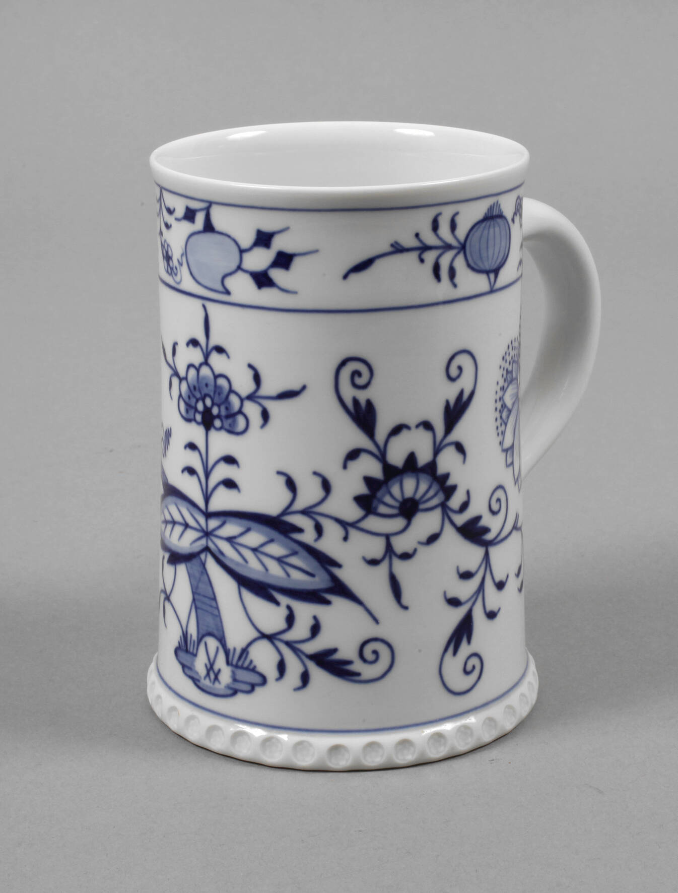 Meissen Krug "Zwiebelmuster"