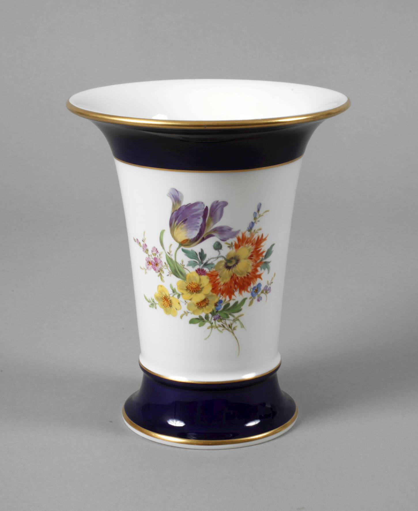 Meissen Trompetenvase "Blumenbukett"