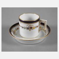 Meissen Mokkatasse mit Untertasse "Blumenkranz"111