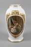 Rosenthal Vase mit Genreszene