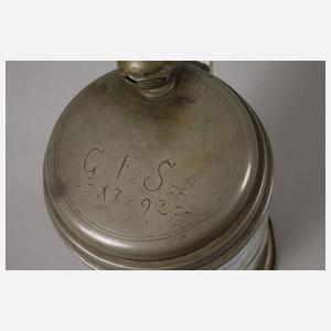 Fayencewalzenkrug mit Chinoiserien