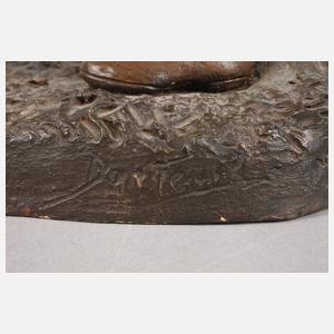 Goldscheider Wien "Schreitender Bauernjunge"