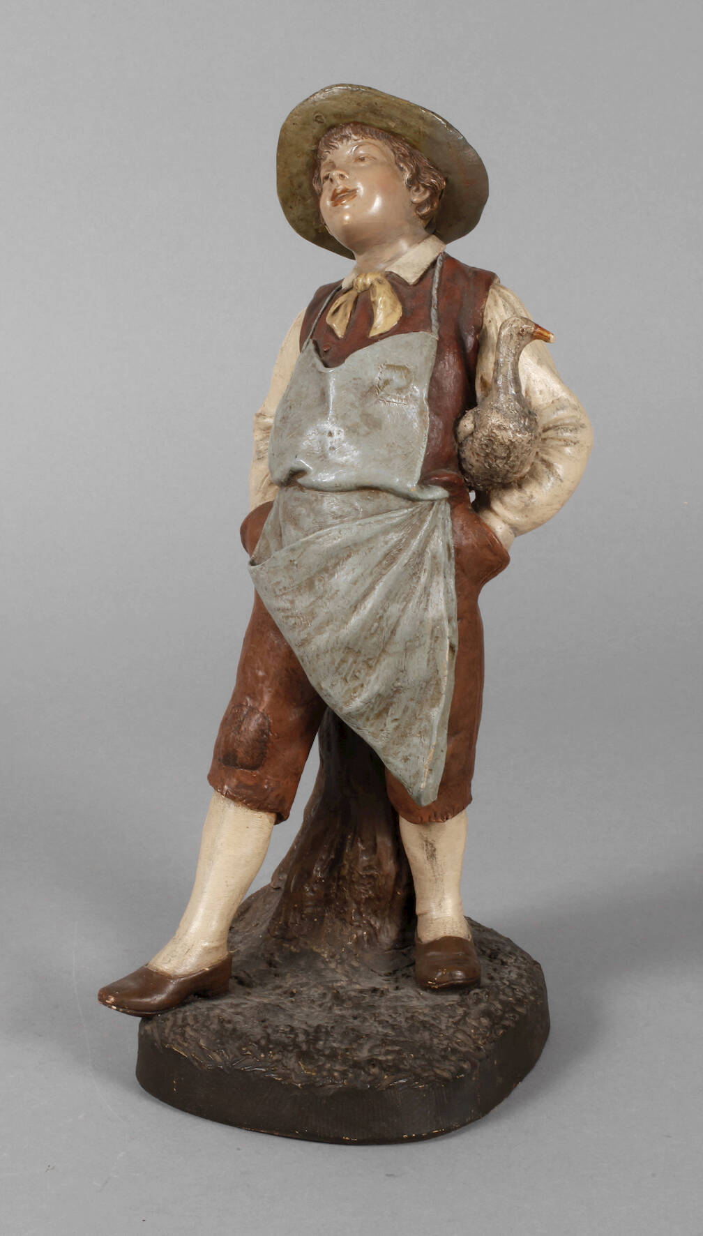 Goldscheider Wien "Schreitender Bauernjunge"