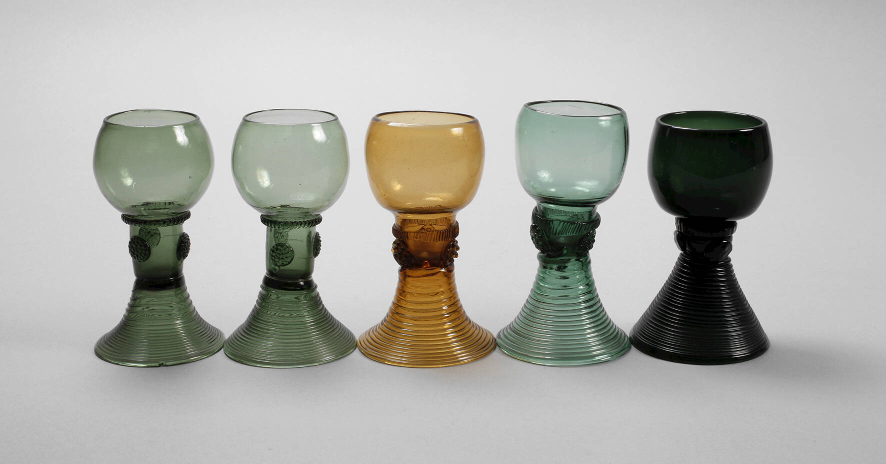 Sammlung rheinische Nuppengläser