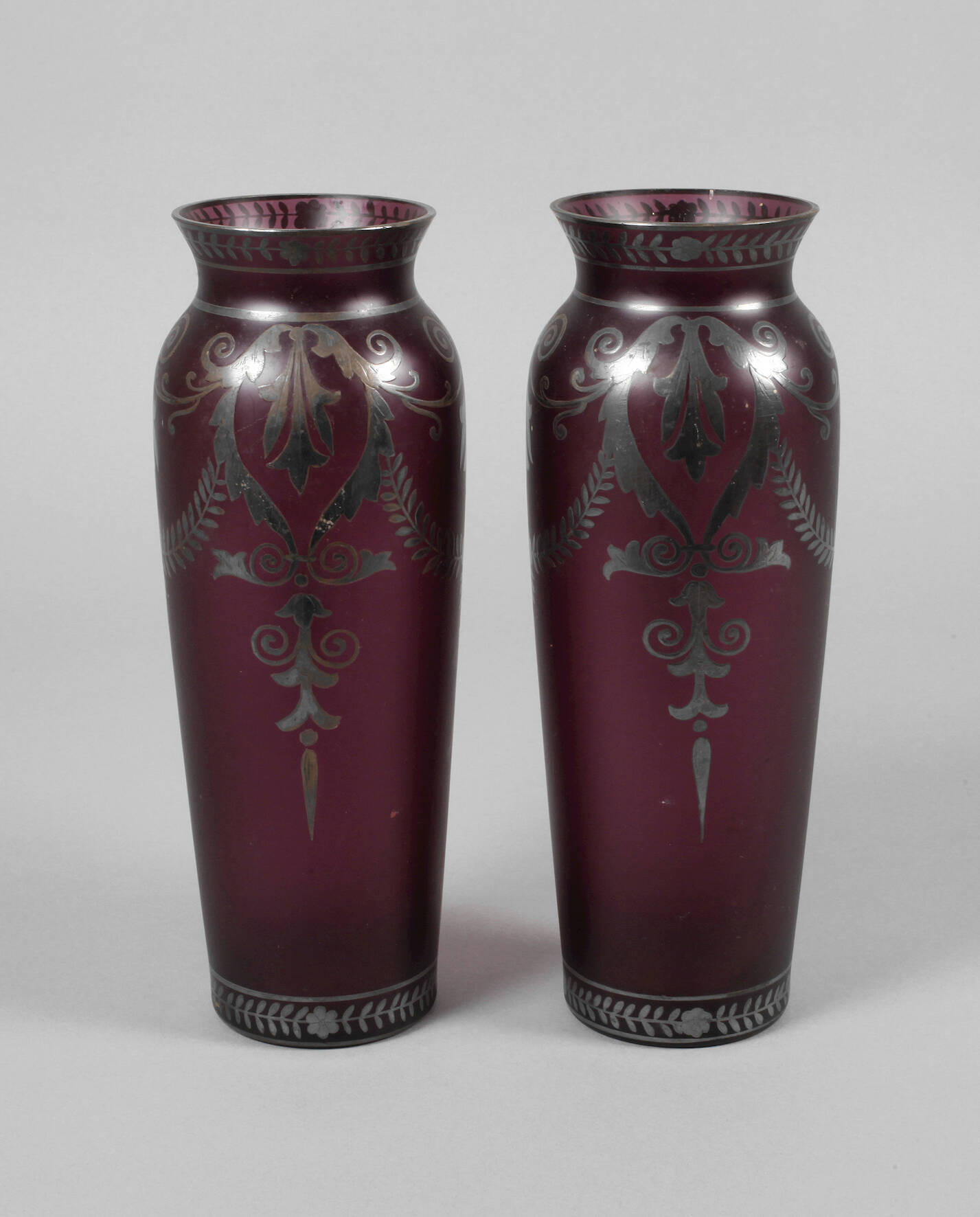 Vasen Paar mit Silberauflage