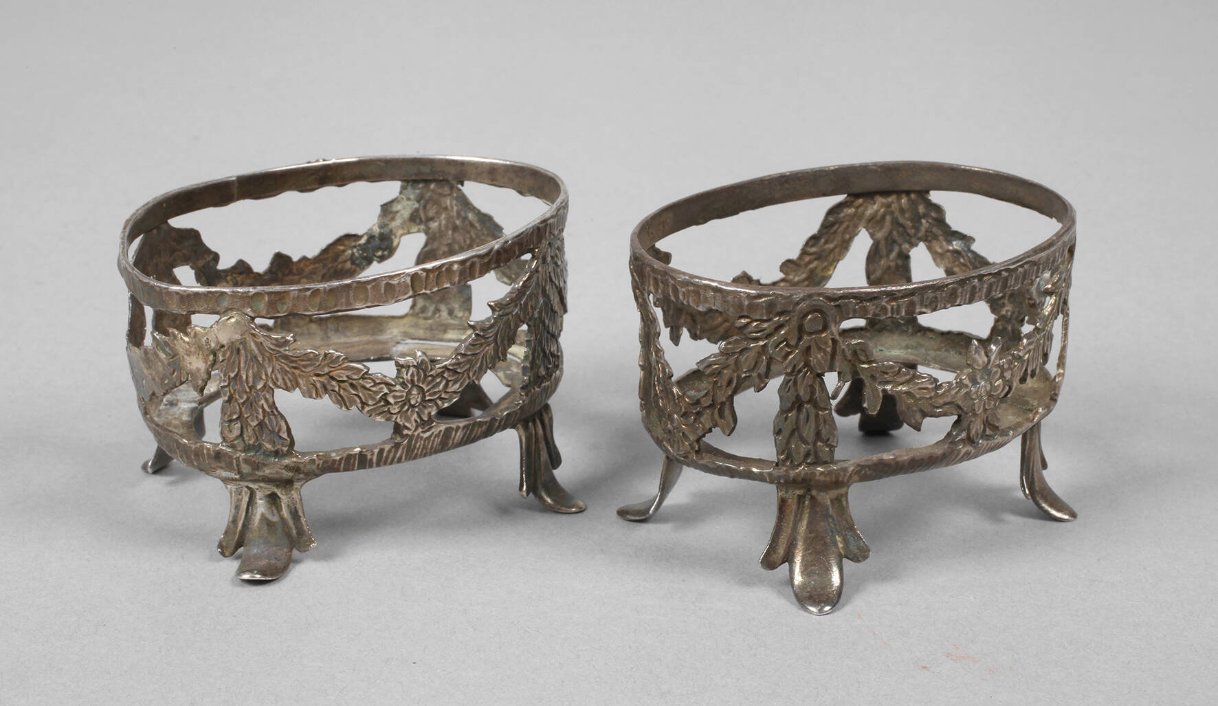 Paar klassizistische Salieren Silber