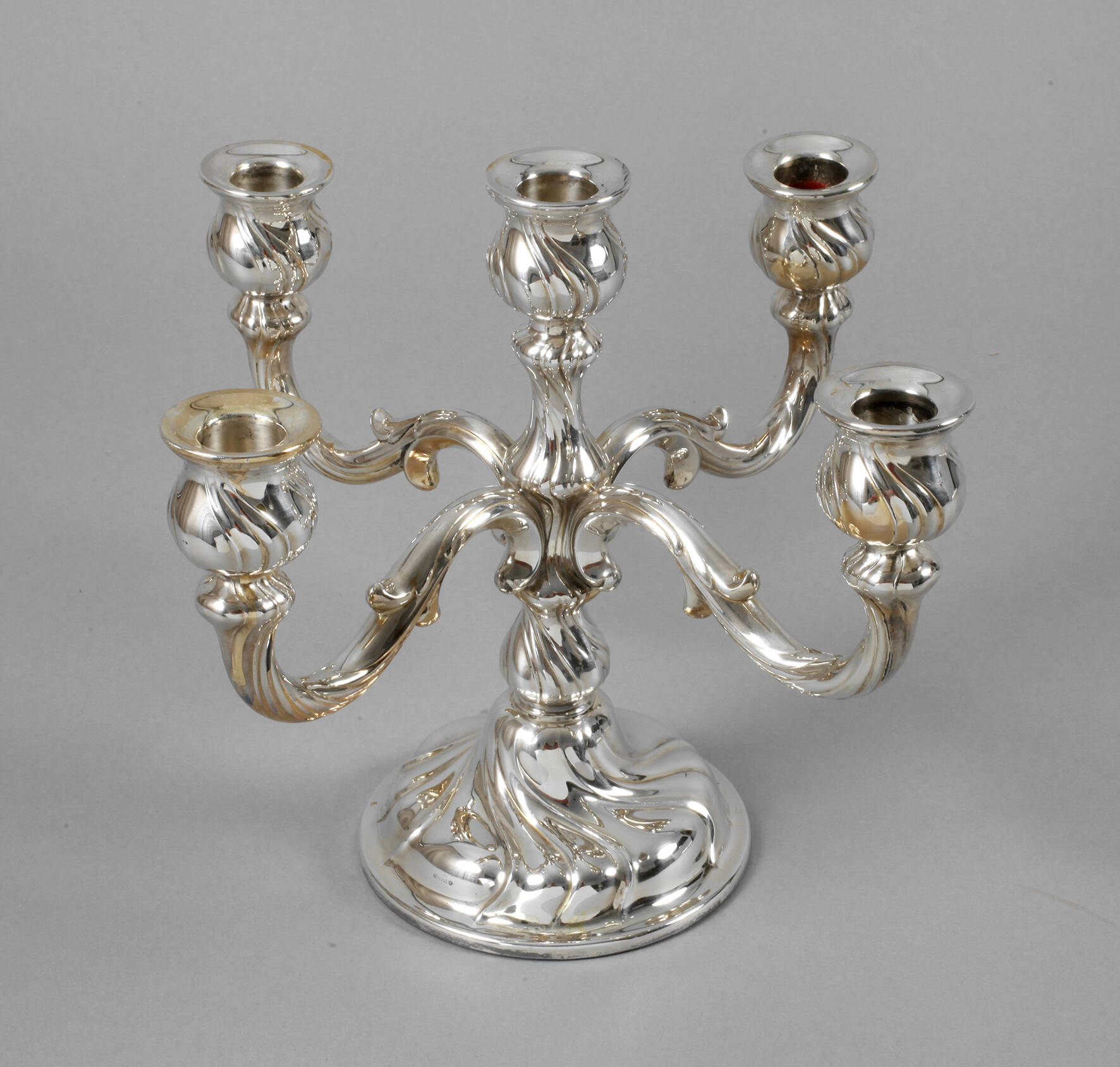 Silberleuchter in Barockform