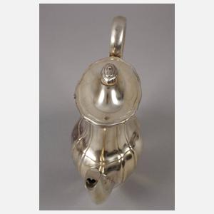 Silberkanne im Barockstil