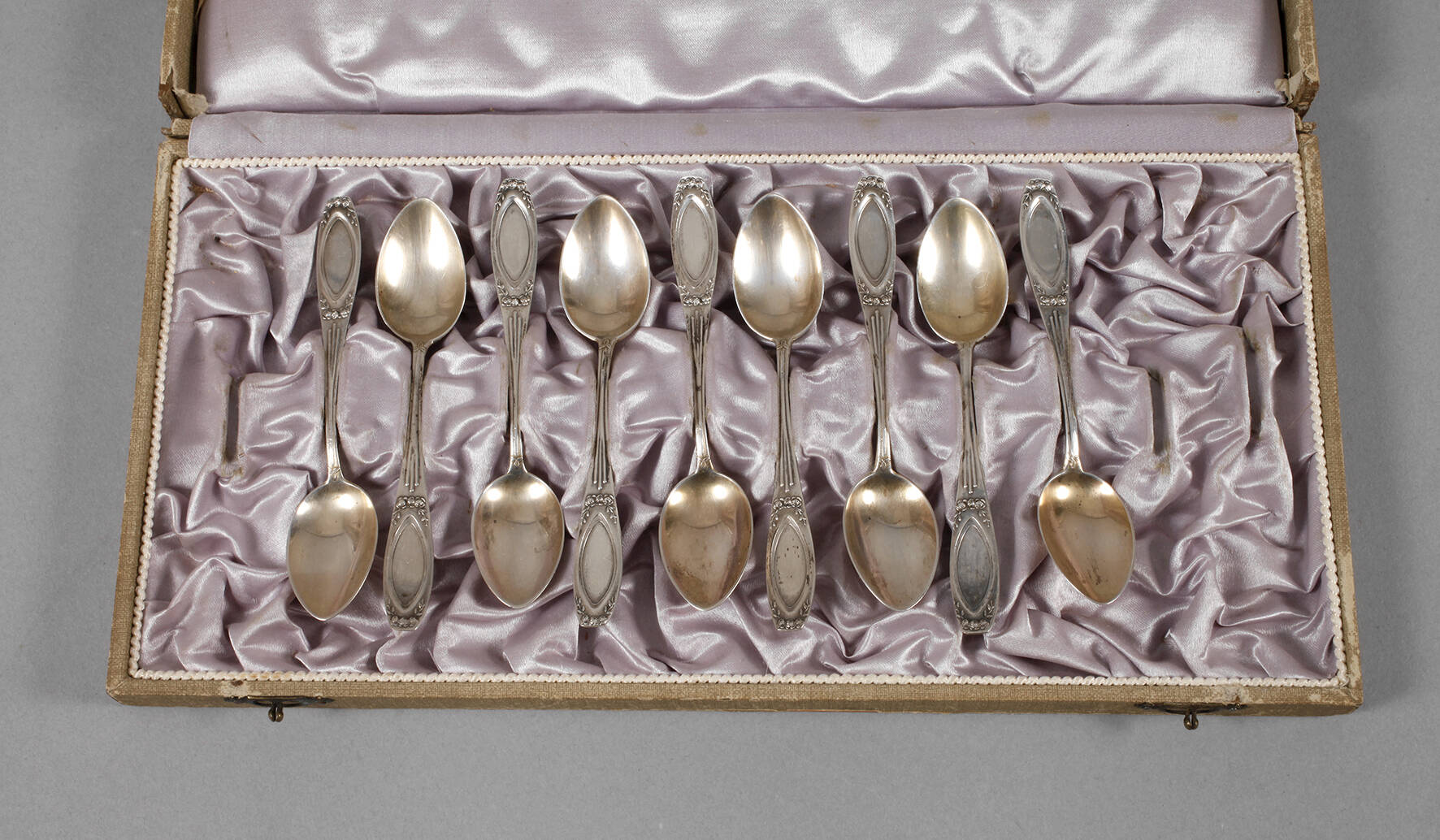 Neun Kaffeelöffel Silber