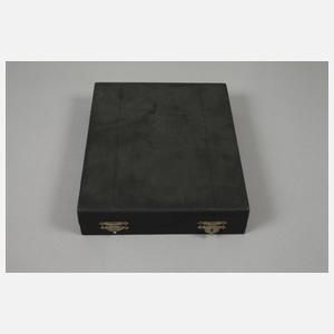 Zwölf Hummergabeln im Etui