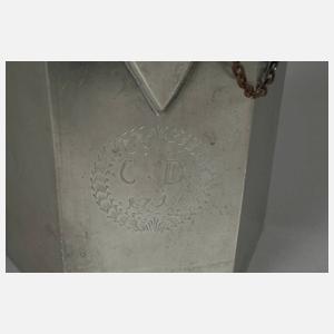 Große barocke Erntekanne