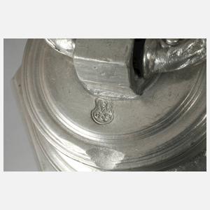 Große barocke Erntekanne