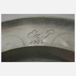 Spätbarocker Wappenteller