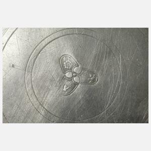 Spätbarocker Wappenteller