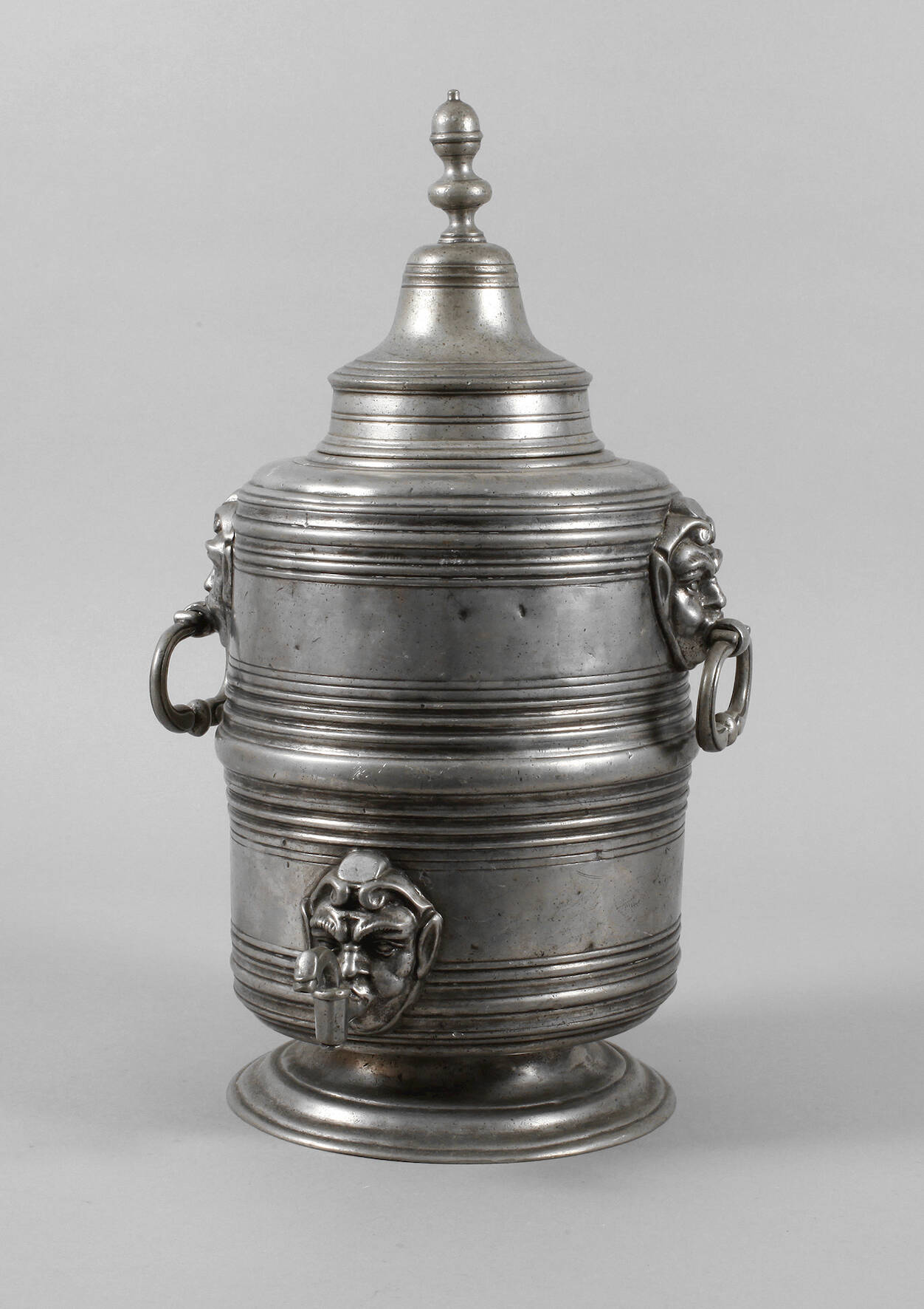 Wassergefäß Zinn