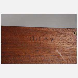 Ständer für ein Flaschenset Historismus