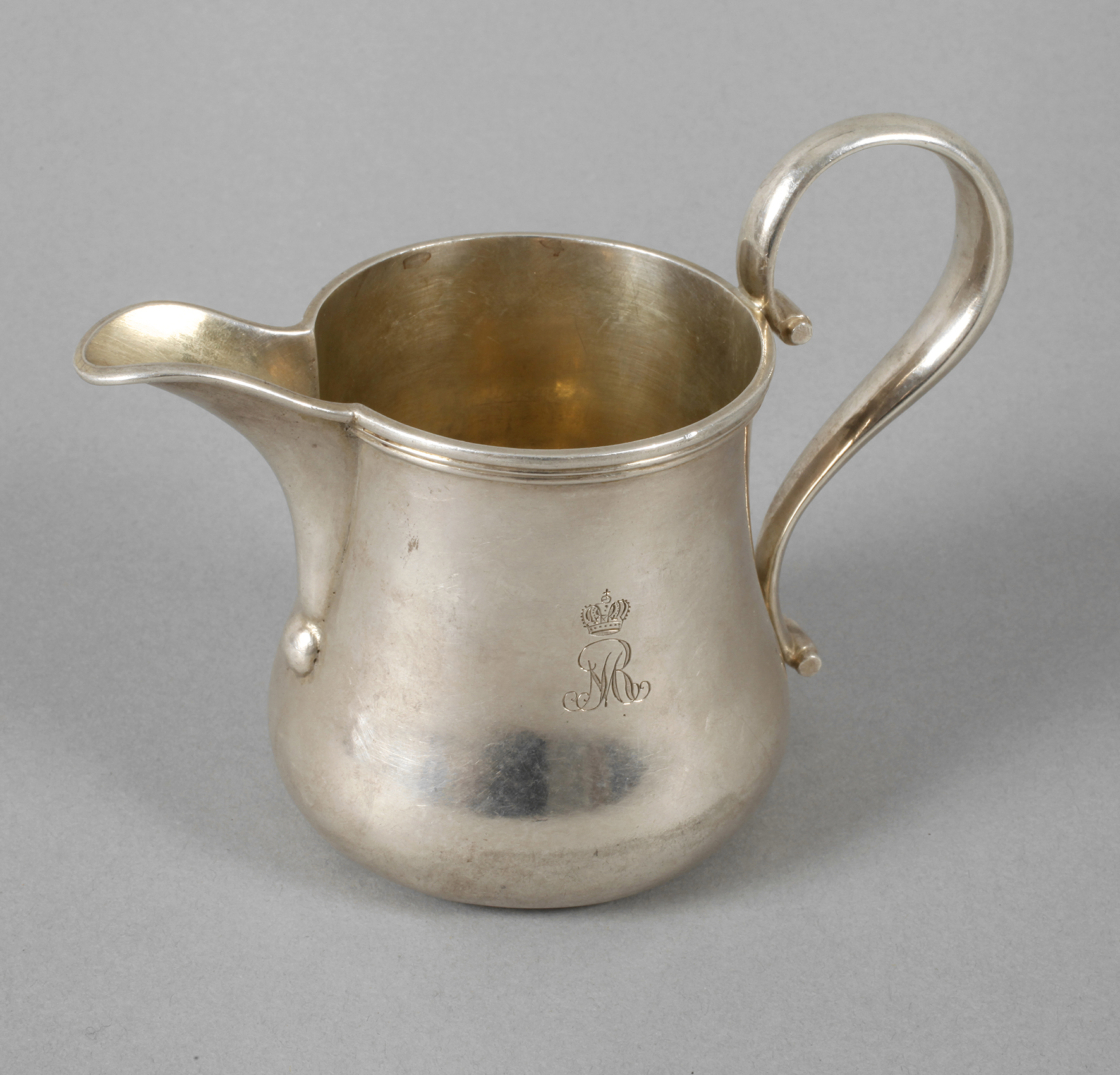 Milchkännchen aus königlichem Besitz