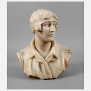 A. Michelotti, Büste Amelia Earhart