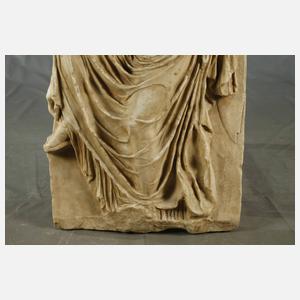 Antikenrezeption Wandrelief sandalenlösende Nike