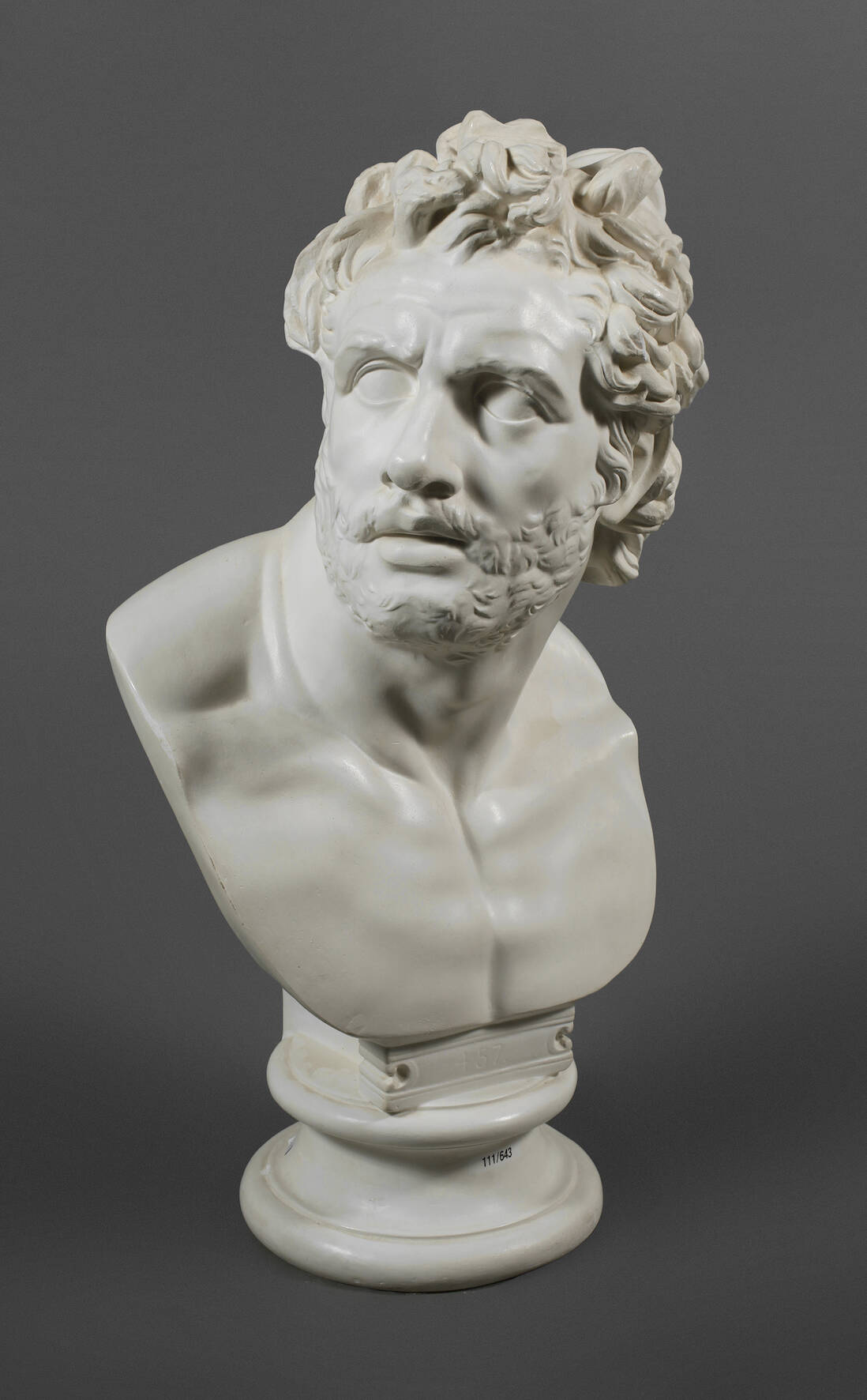 Büste eines Bärtigen