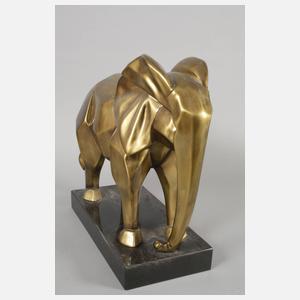 Großer kubistischer Elefant