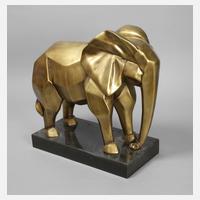 Großer kubistischer Elefant111