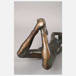 M. Neumann, streckender Akt