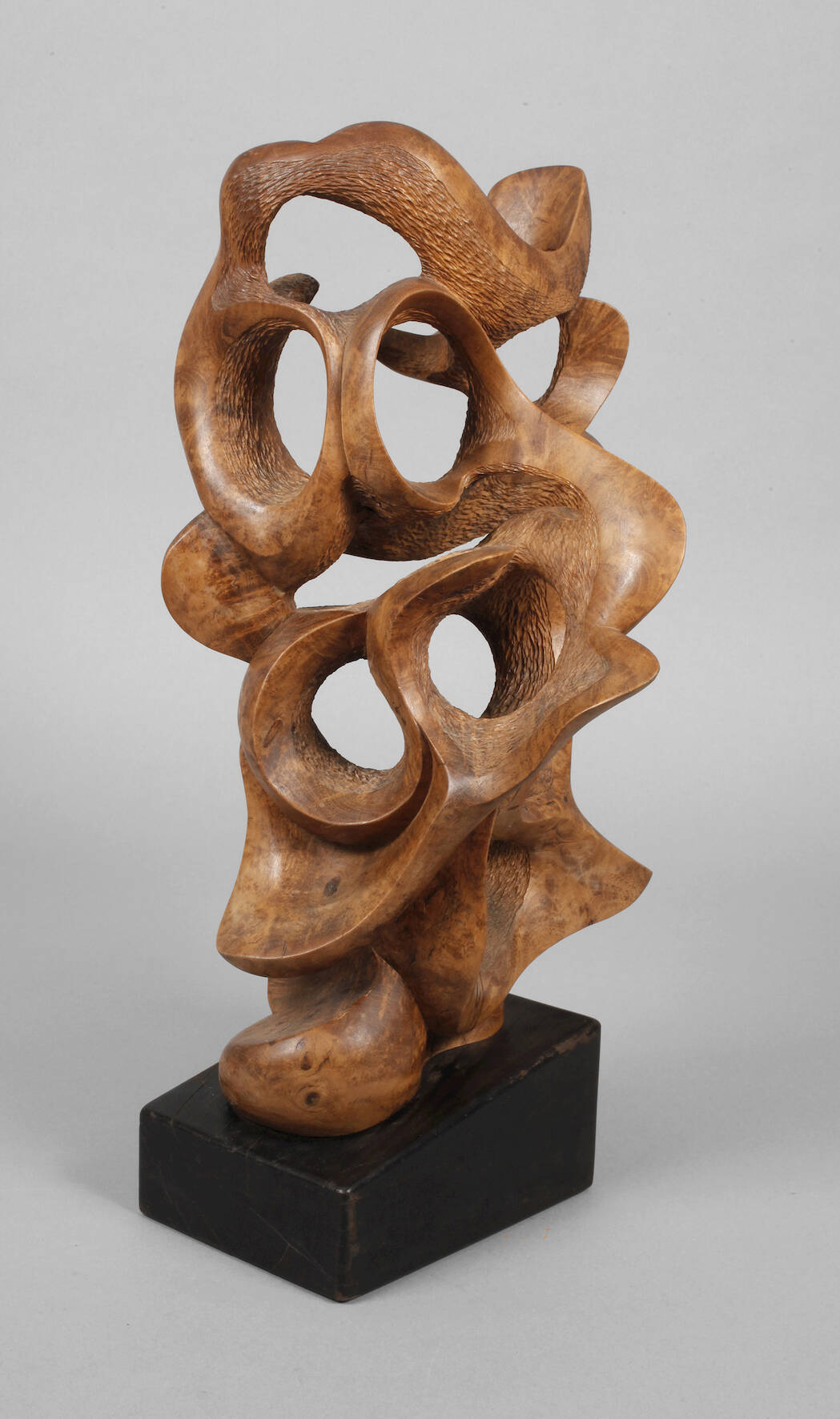 PG Canonica, moderne Holzskulptur