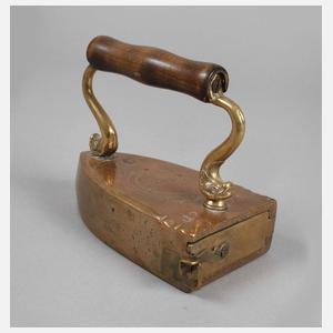 Spätbarockes Bügeleisen