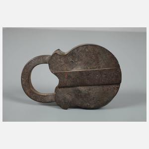 Spätbarockes Vorhängeschloss