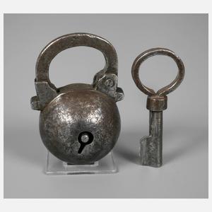 Gotisches Vorhängeschloss