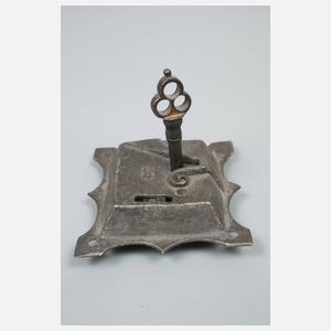 Kleines gotisches Schloss