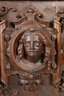 Geschnitztes Wandrelief