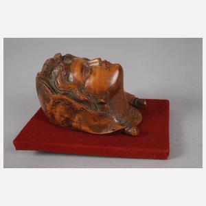 Figürliche Schnitzerei