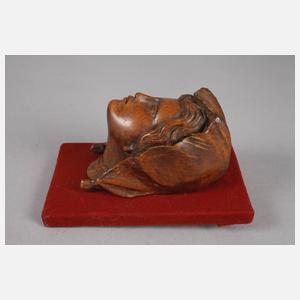 Figürliche Schnitzerei