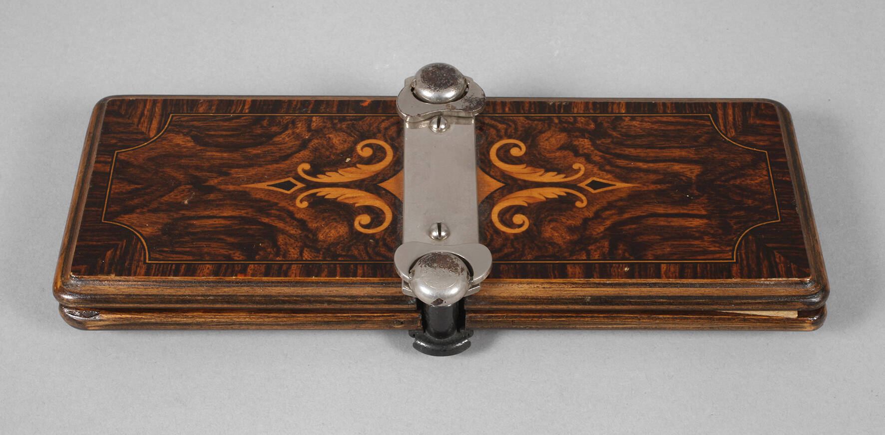 The Lifford Krawattenpresse