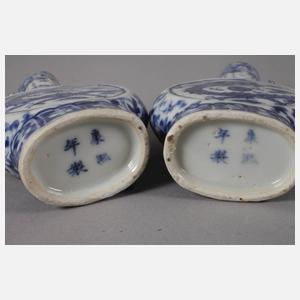 Drei Pilgerflaschen China