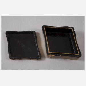 Zwei Lackdosen Japan